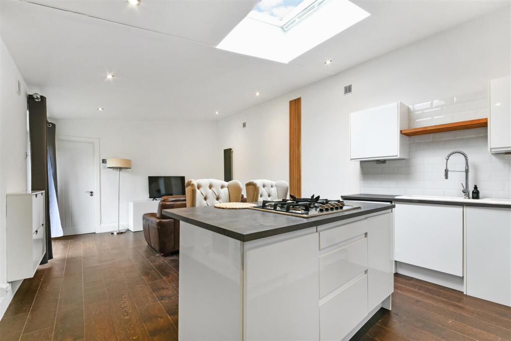 Additional property image - Mount Road, Mitcham