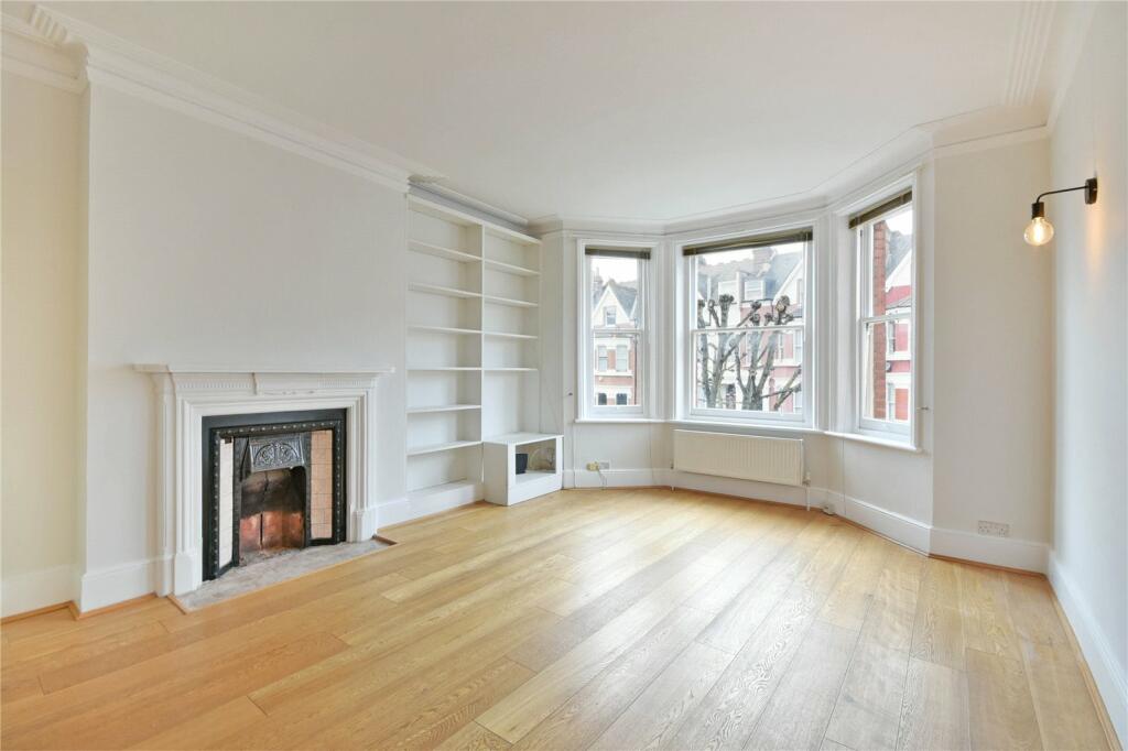 2 bedroom flat for rent in Lyncroft Gardens, West Hampstead, NW6