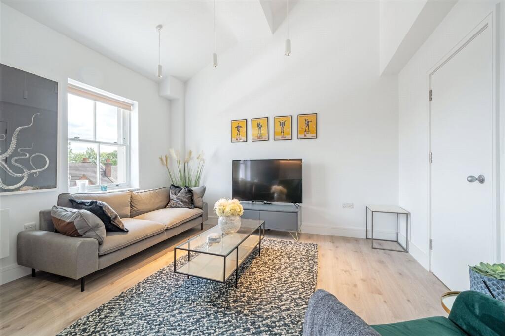 Main image of property: Mitcham Lane, Streatham, SW16