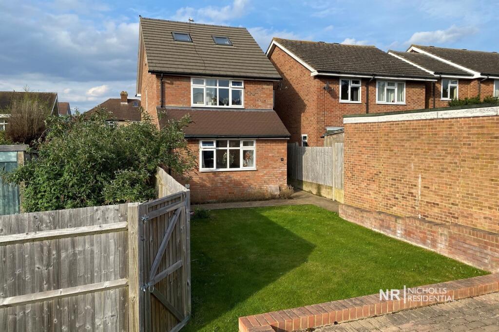 Main image of property: Headley Close, West Ewell, Surrey. KT19