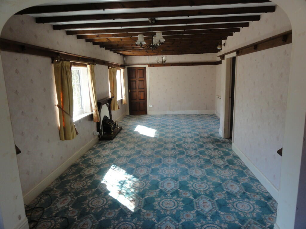 2 bedroom detached bungalow for sale in Sandholme Road, Gilberdyke,HU15