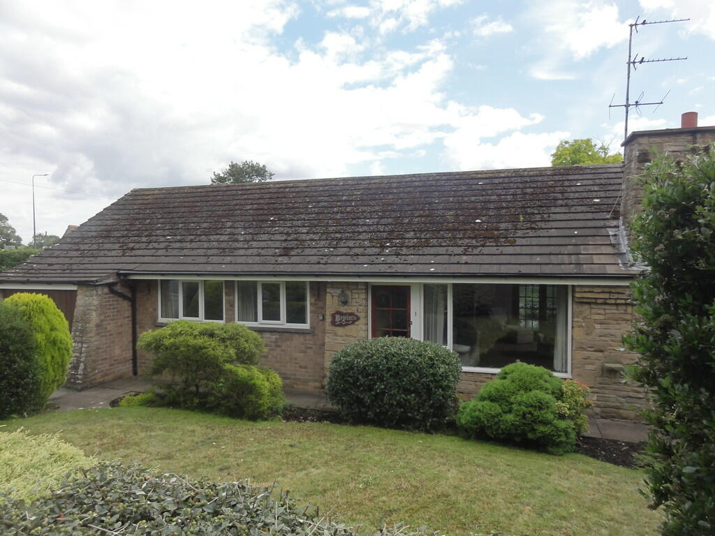 3 bedroom detached bungalow for sale in Treeton Road, Howden, DN14
