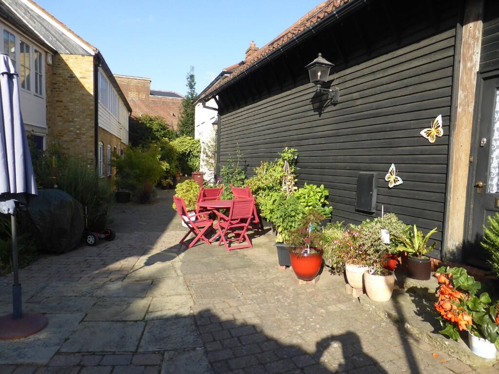 Main image of property: High Street, Ewell