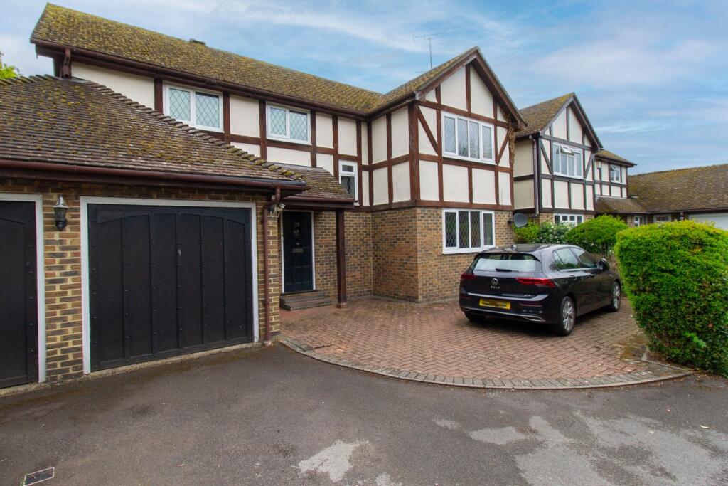 Main image of property: Hazel Coppice, Hook, RG27