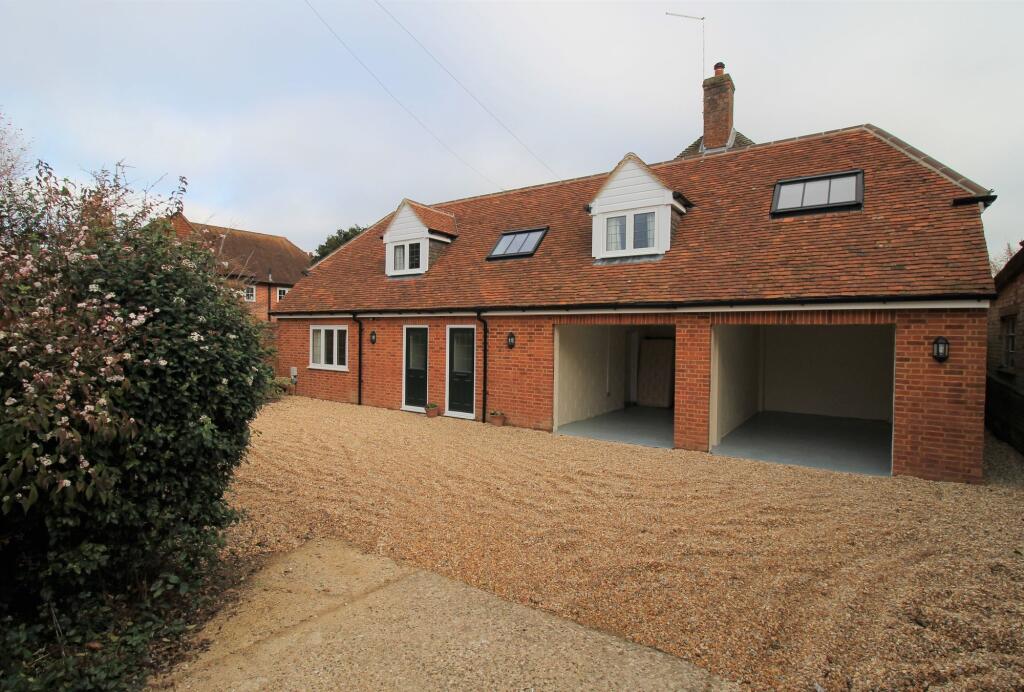 Main image of property: King Street, Odiham, RG29