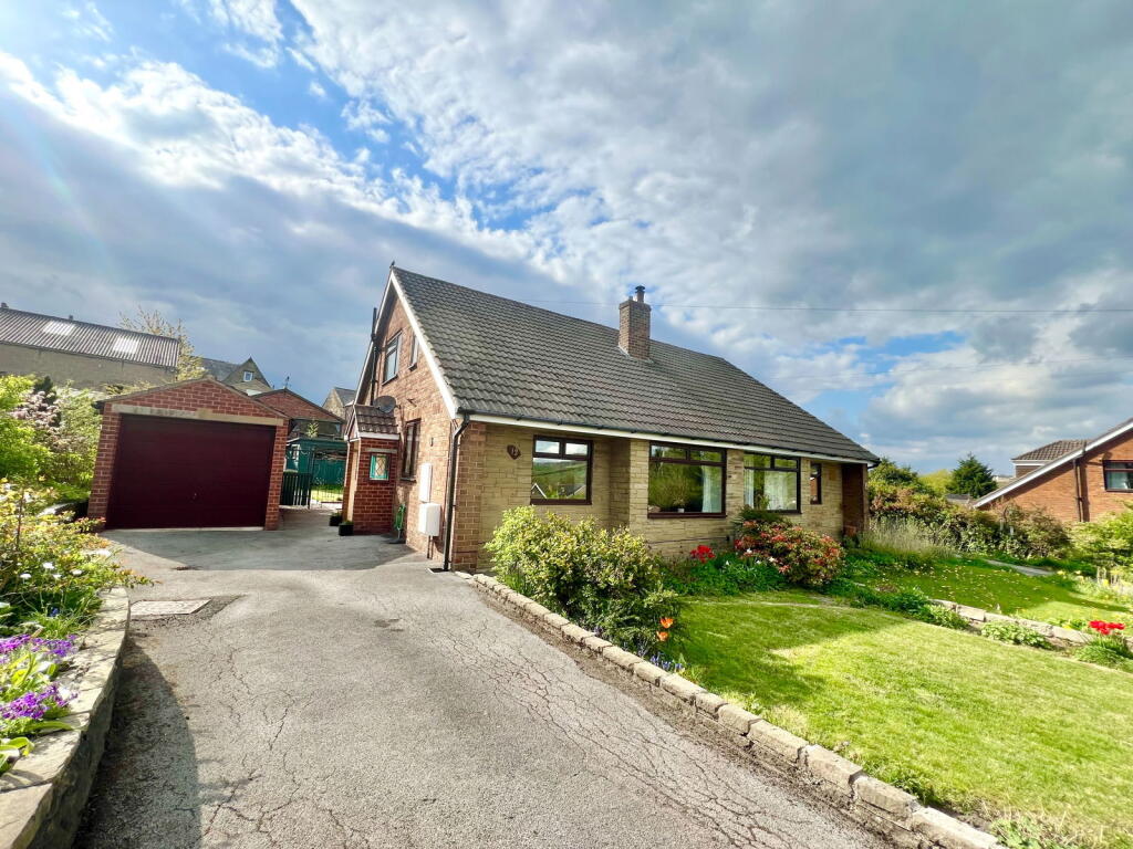 Main image of property: Hall Gate, Penistone, S36 6BP