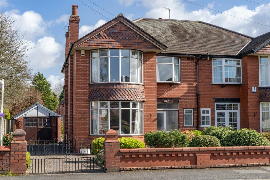 4 bedroom semidetached house for sale in Withington Road, Chorlton, M21