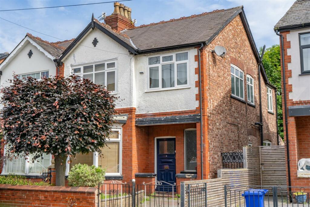 4 bedroom semi-detached house for sale in Beech Road, Chorlton, M21