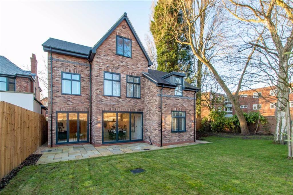 5 bedroom detached house for sale in St Werburghs Road, Chorlton