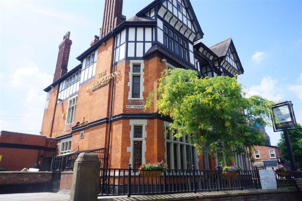 2 bedroom apartment for sale in Lapwing Lane, West Didsbury, Manchester, M20 , M20