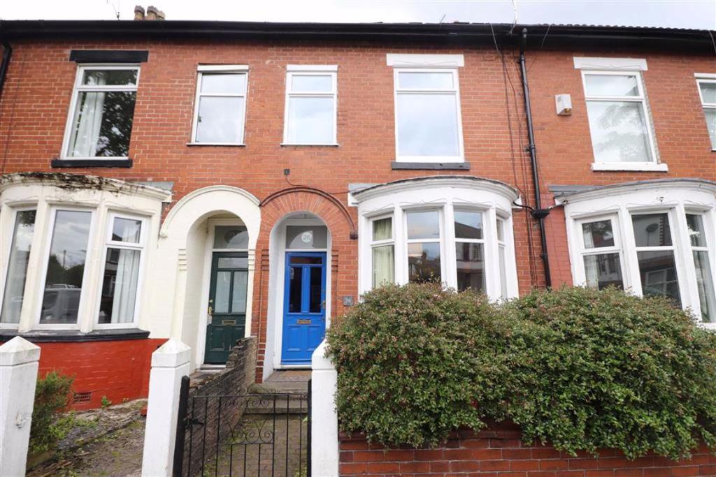 3 bedroom terraced house for sale in St Annes Road, Chorlton