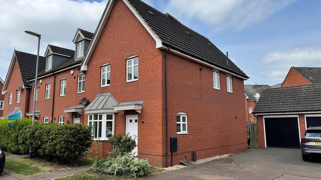Main image of property: Byland Close, Lincoln, LN2 4GH