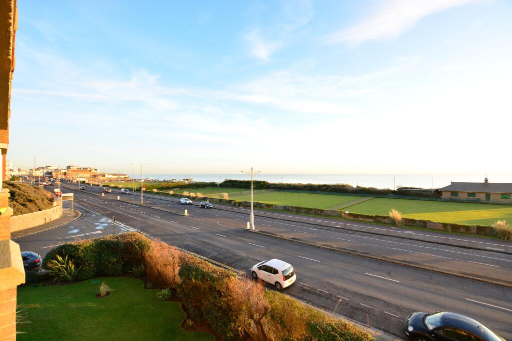 Main image of property: Kingsway, Hove, BN3