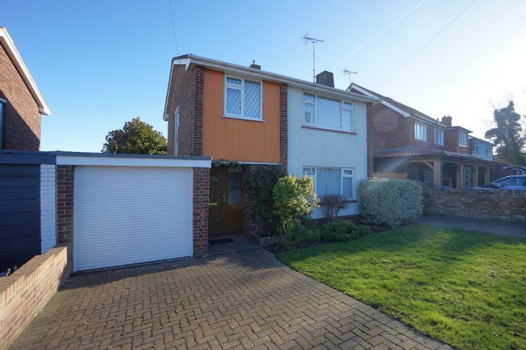 3 bedroom detached house for sale in Epple Road, Birchington, Kent, CT7