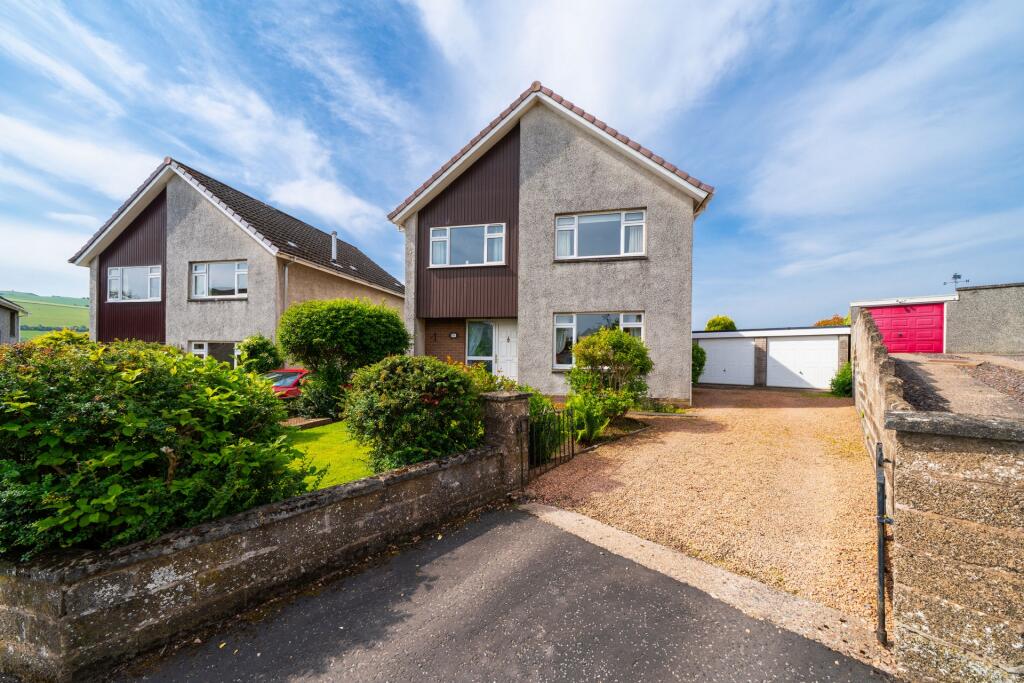 Main image of property: Scotstarvit View, Cupar, KY15
