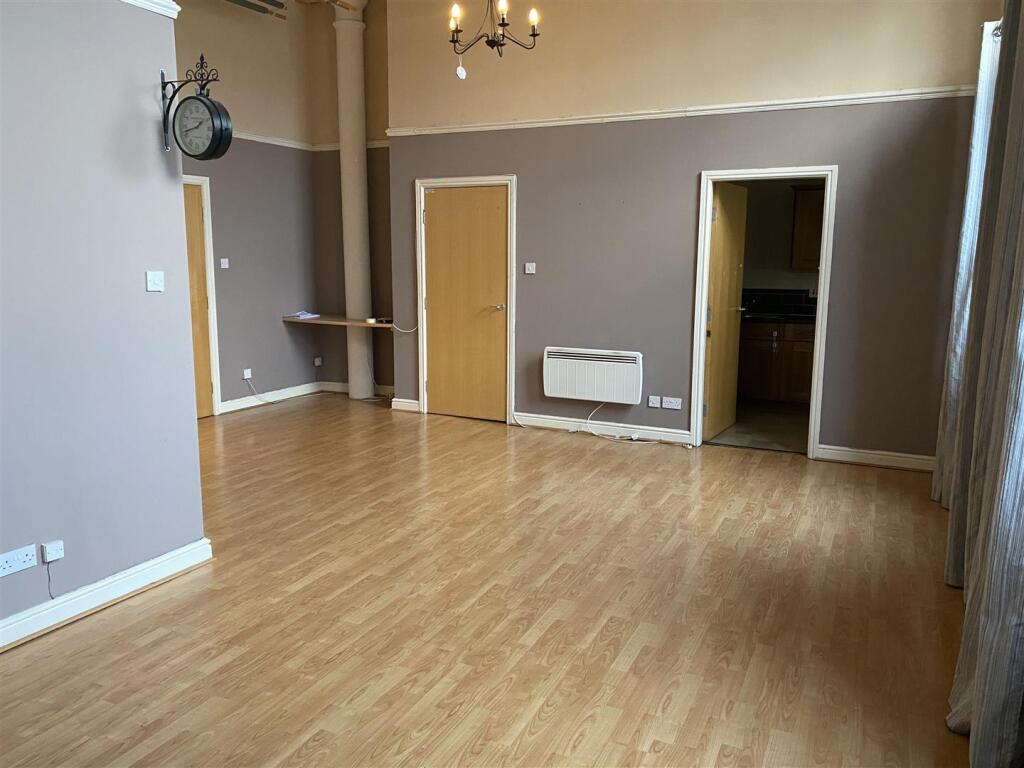Main image of property: 33 Greendyke Street Glasgow