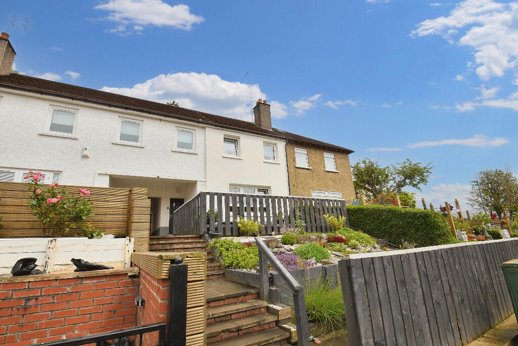 3 bedroom terraced house for sale in Drumcross Road, Pollok, Glasgow