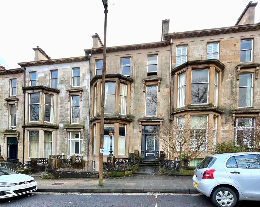 Main image of property: Huntly Gardens 27 flat  B 2, G12