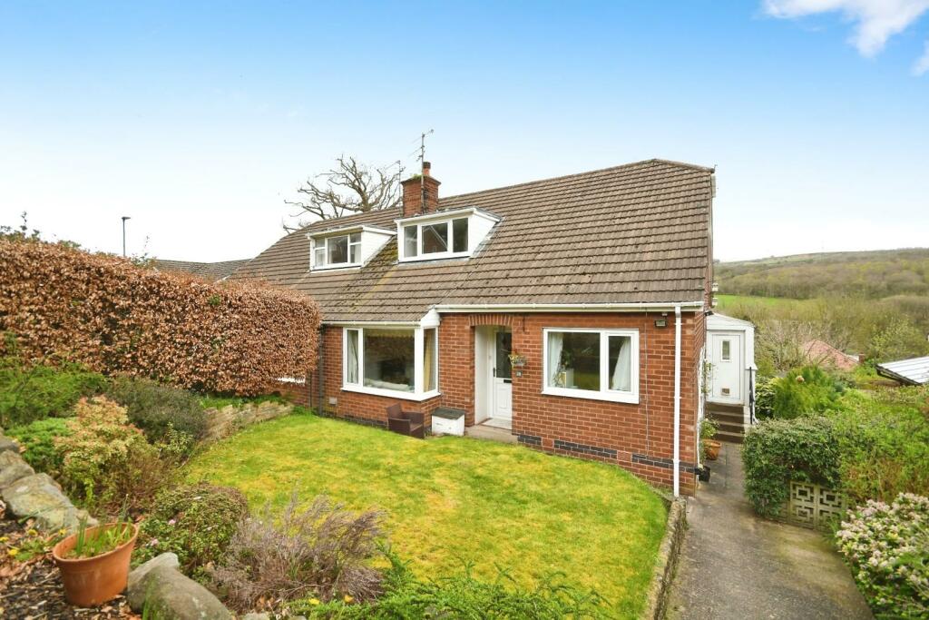 4 bedroom semidetached house for sale in Birch House Avenue