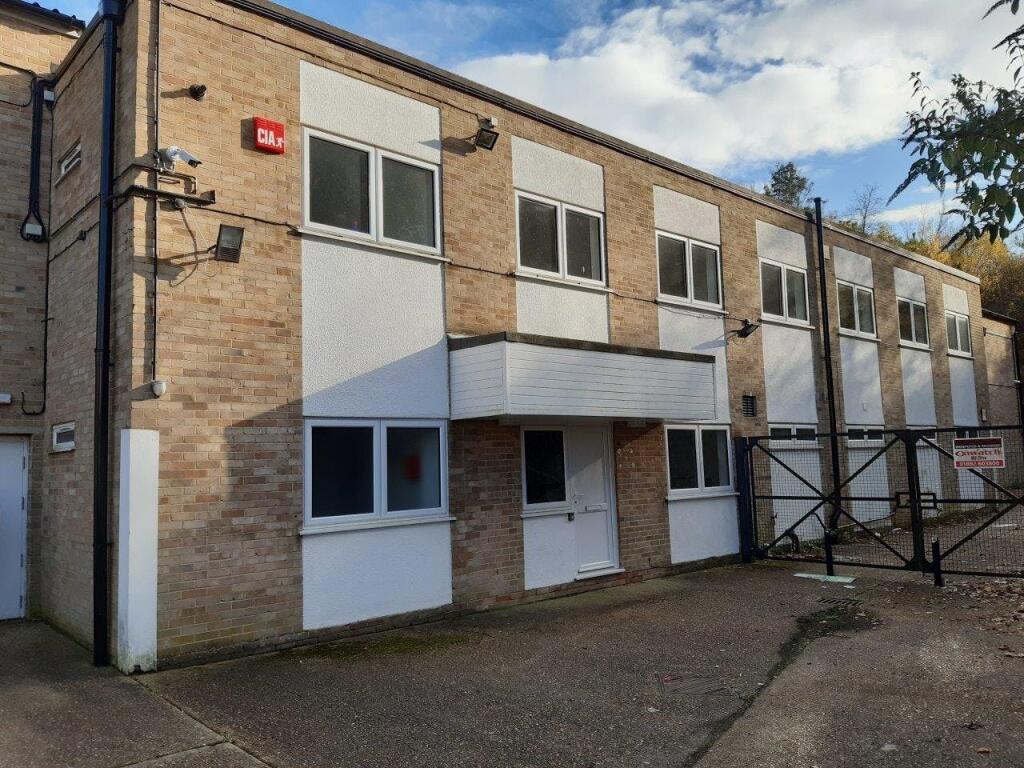 Additional image 14 of Unit B4 Redlands, Ullswater Crescent, Coulsdon, CR5 2HT