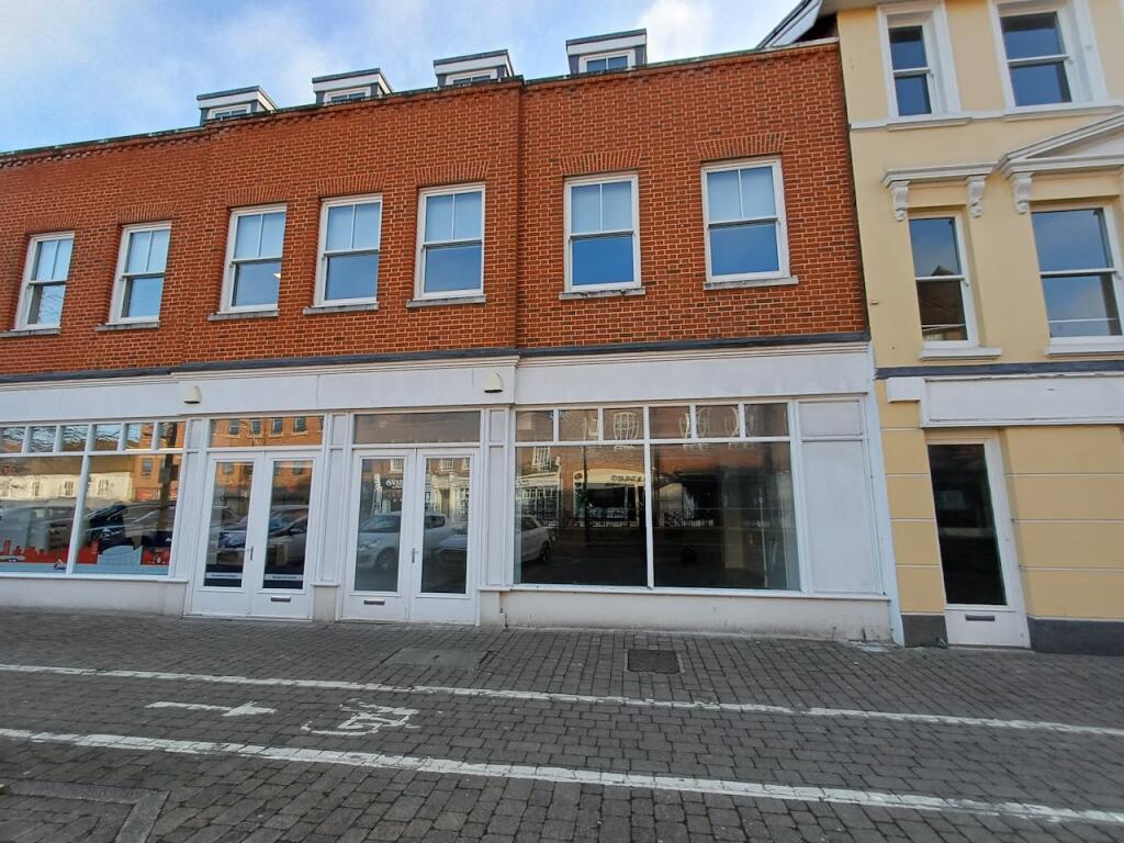 Main image of property: 35B High Street, Crawley, RH10 1BQ