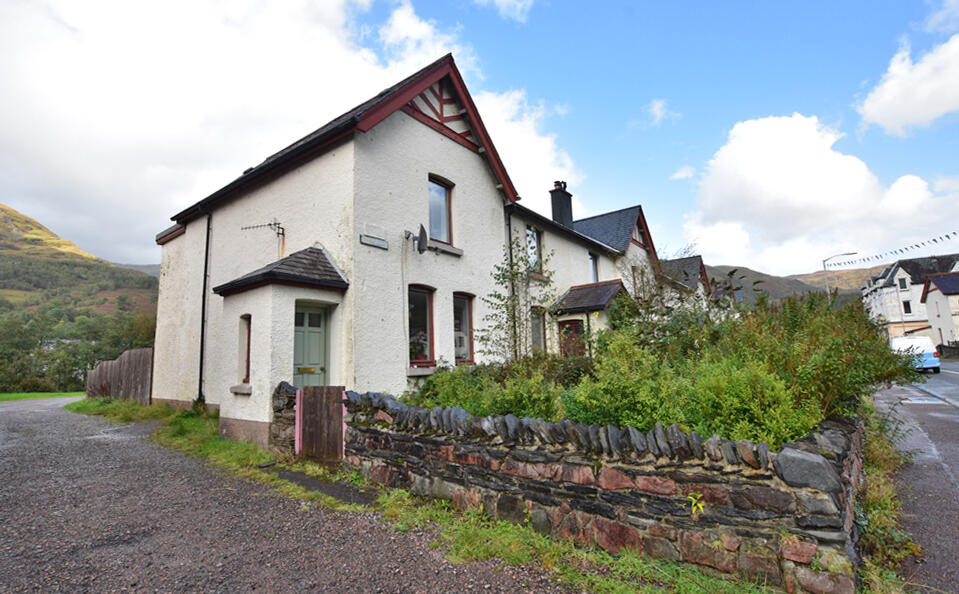 2 bedroom end of terrace house for sale in 1 Leven Road, Kinlochleven