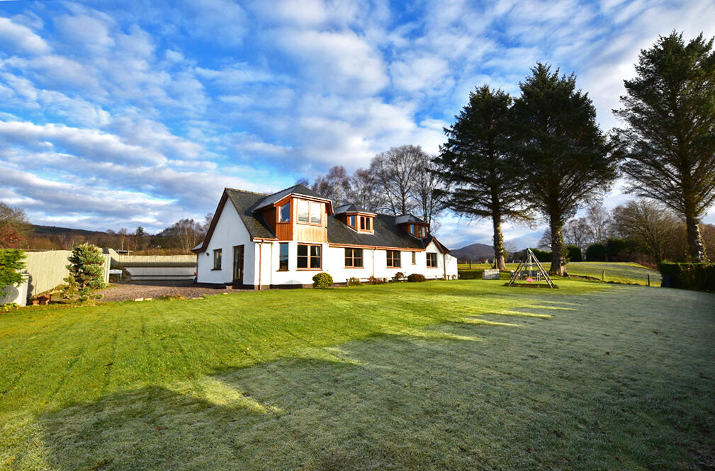 6 bedroom detached house for sale in Mizpah, Inverroy, Roy Bridge, PH31