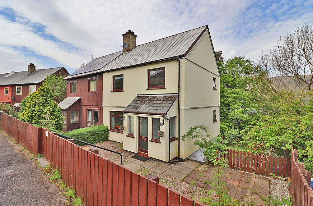 3 bedroom detached house for sale in 28 Grange Road, Fort William, InvernessShire, PH33 6JF, PH33