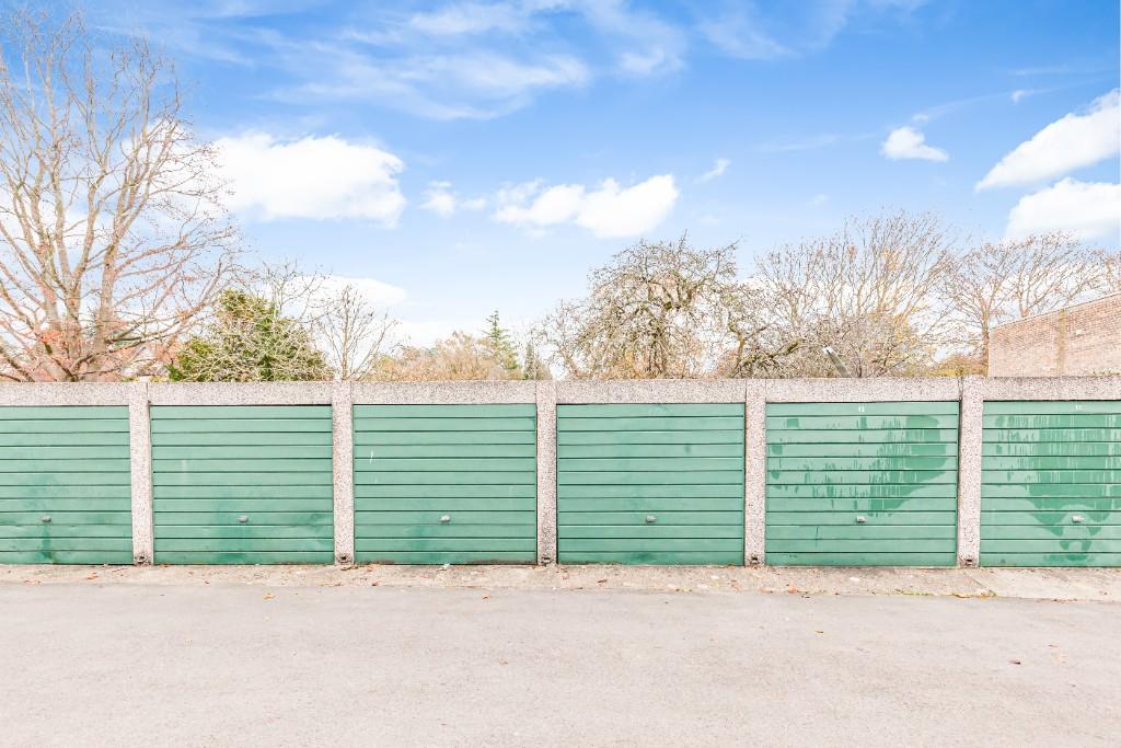Main image of property: Girdlestone Close, Oxford, Oxfordshire, OX3
