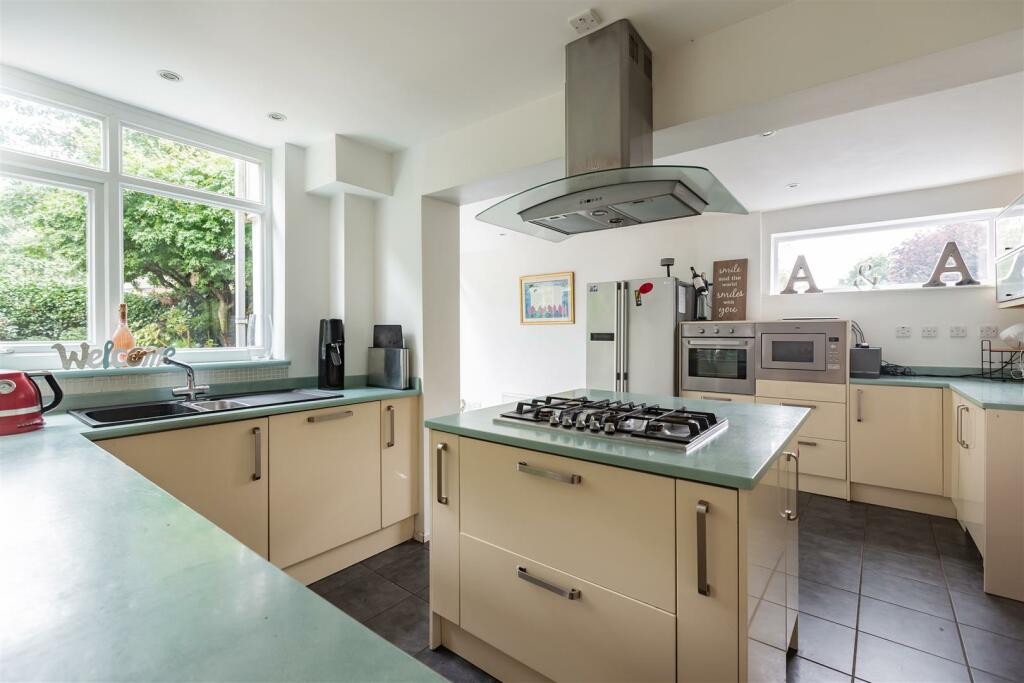 Additional property image - Lambardes, New Ash Green