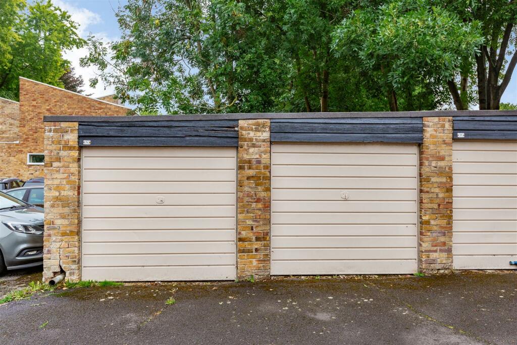 Additional property image - Lambardes, New Ash Green