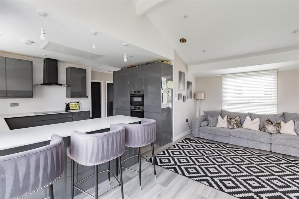 Additional property image - Knights Croft, New Ash Green
