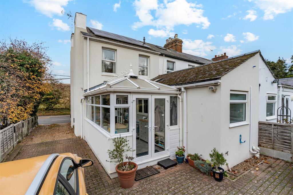 Main image of property: Mabel Cottages, Main Road, Longfield