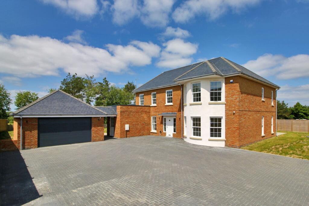 Main image of property: Oakview Place, Worth Farm, TN22