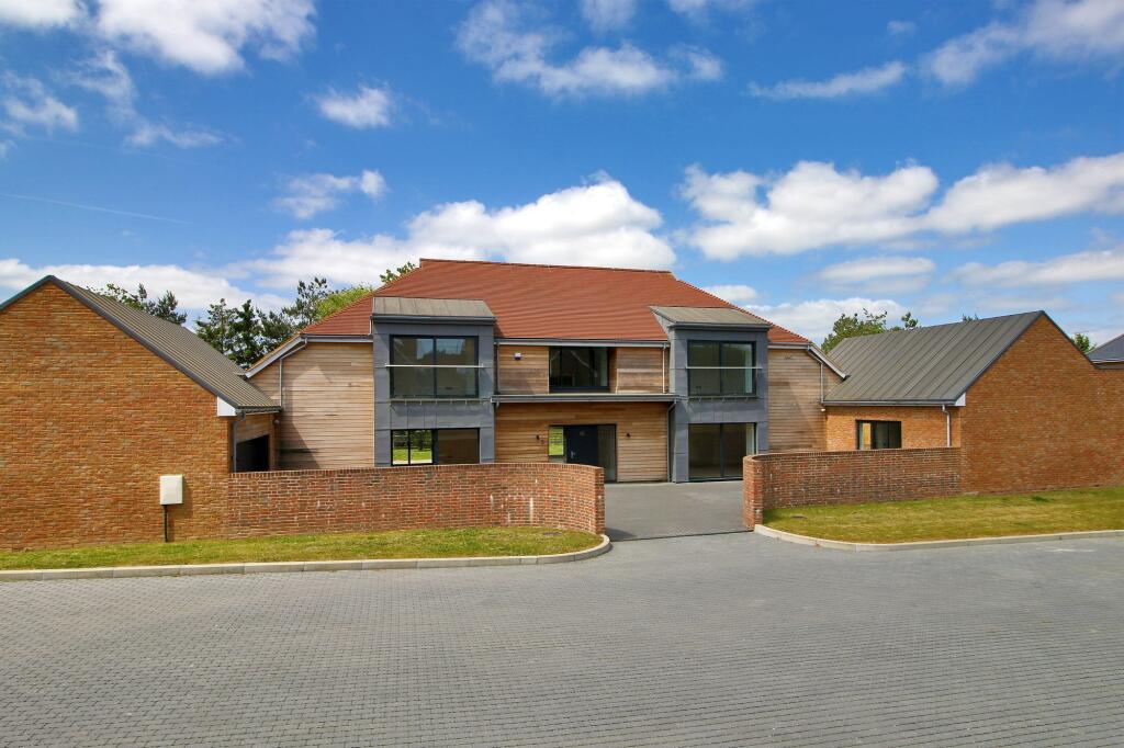 Main image of property: Oakview Place, Worth Farm, TN22
