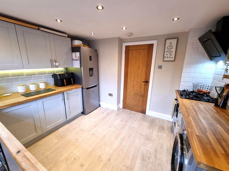 Additional property image - Leicester Square, Hengoed