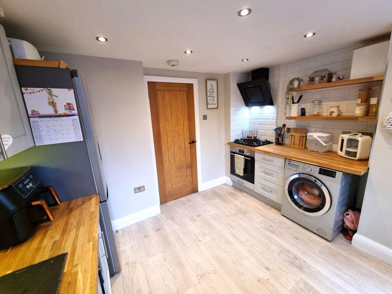 Additional property image - Leicester Square, Hengoed