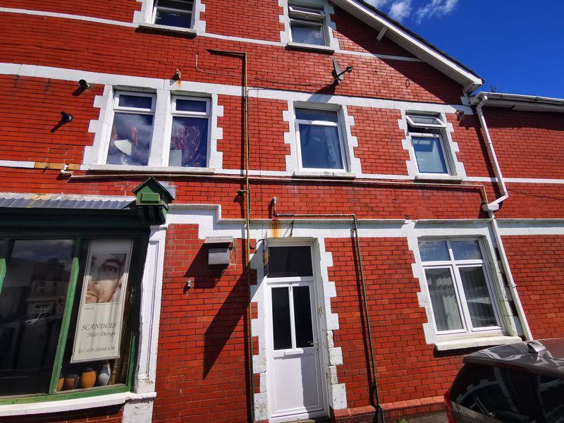2 bedroom flat for sale in Church Street, Caerphilly, CF83