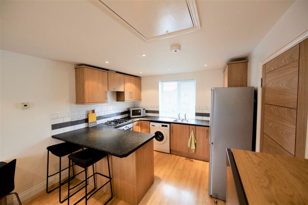 Additional property image - Worcester Park, Bath