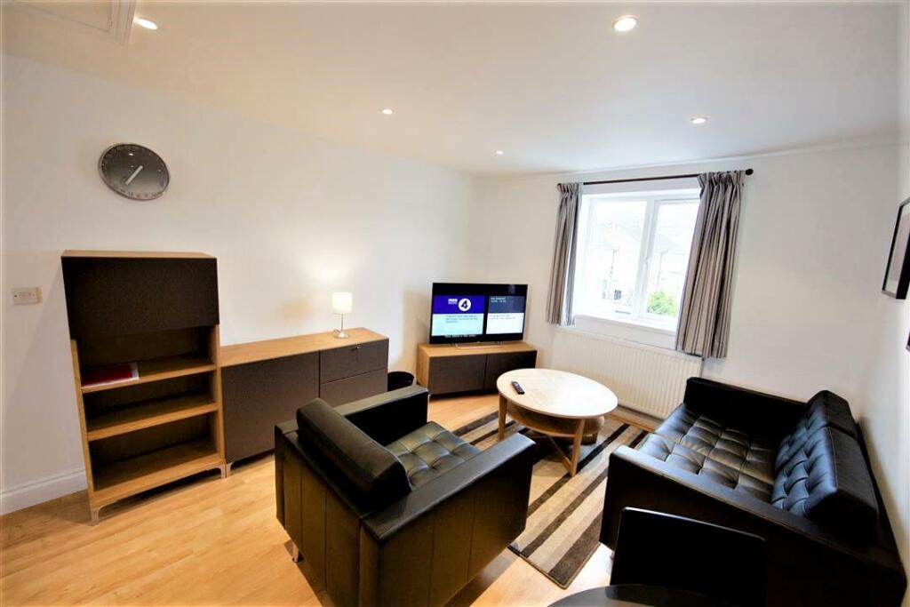 Additional property image - Worcester Park, Bath