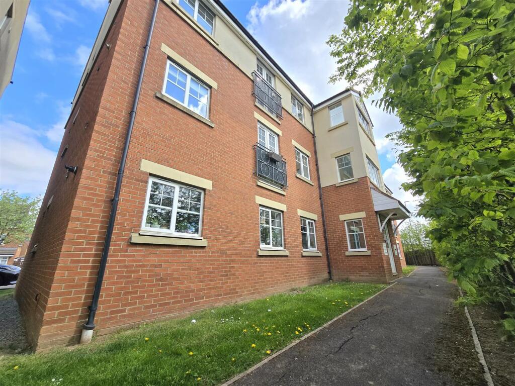 Main image of property: Hadleigh Walk, Ingleby Barwick