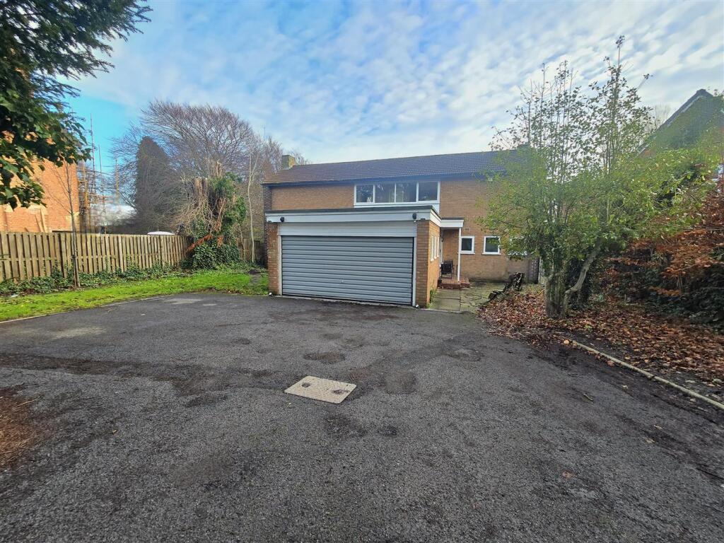 Main image of property: Yarm Road, Eaglescliffe, Stockton-On-Tees