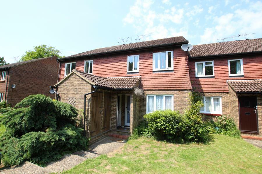 1 bedroom flat for rent in Woking, GU21
