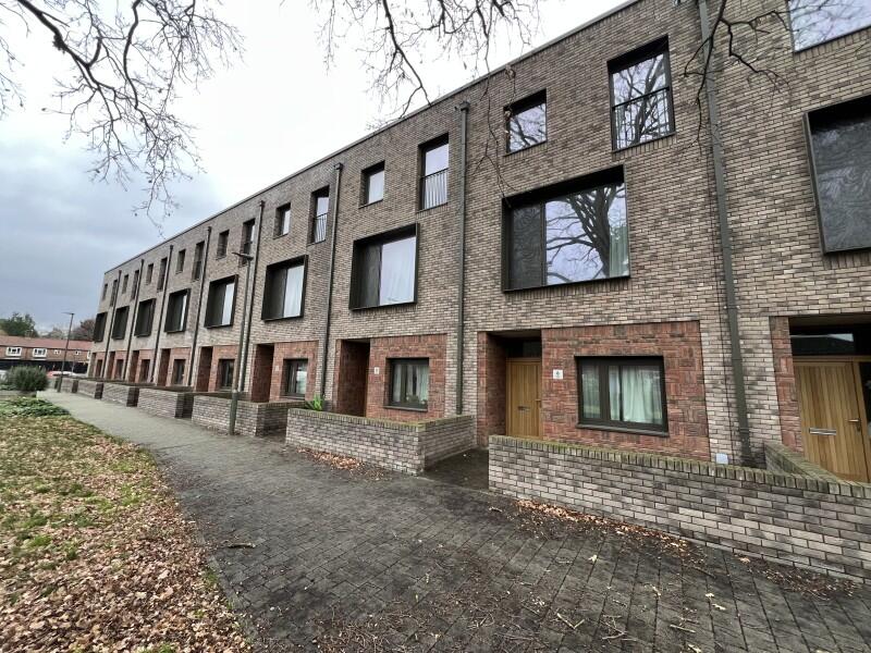 Main image of property: Woking, Surrey, GU21