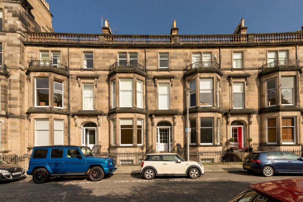 2 bedroom flat for sale in 4/2 Glencairn Crescent, Edinburgh, EH12 5BS, EH12
