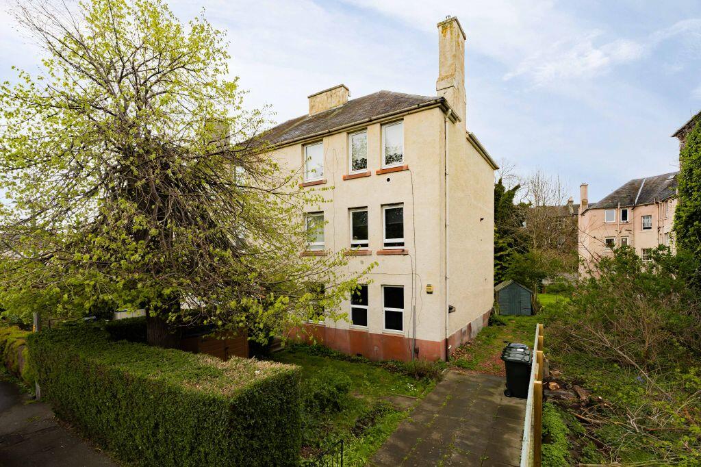 Main image of property: 2/2 Redbraes Place, Edinburgh, EH7 4LL