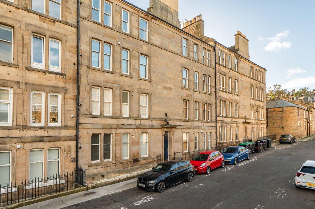 Main image of property: 11/16 Comely Bank Row, Comely Bank, Edinburgh EH4 1EA