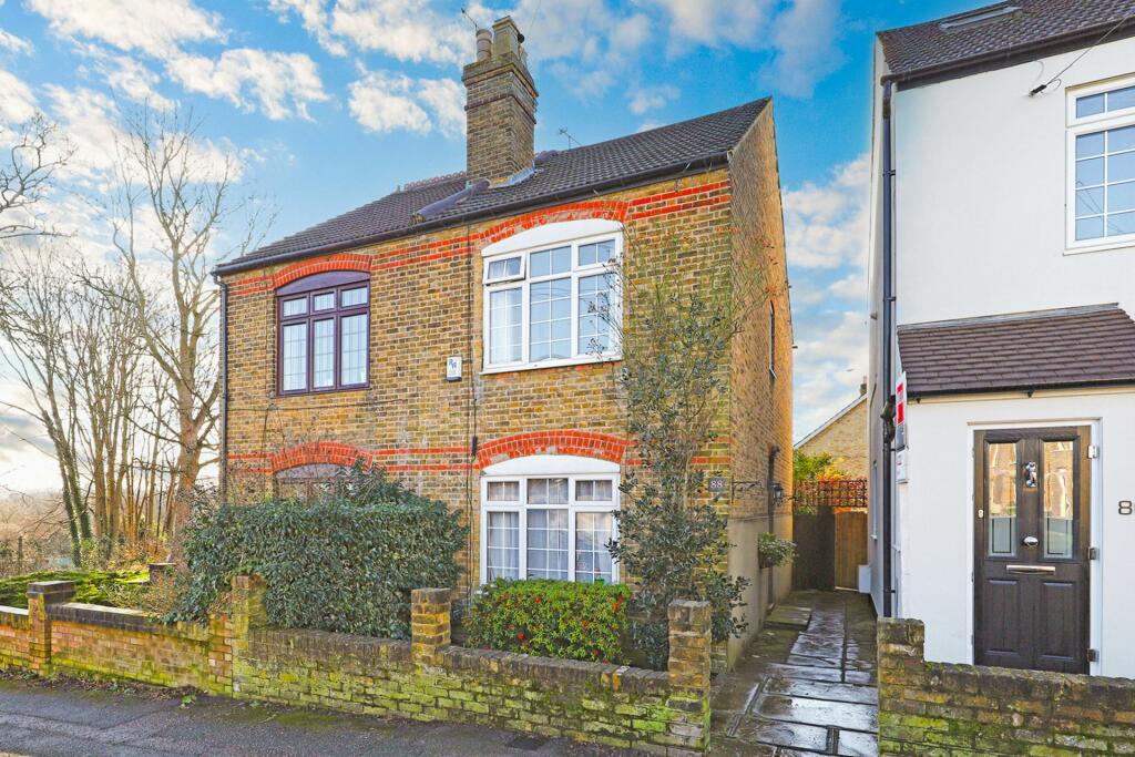 2 bedroom semidetached house for sale in Lower Queens Road, Buckhurst Hill, IG9
