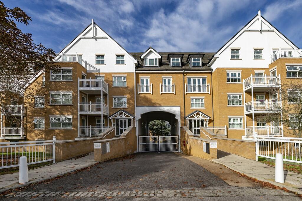 Main image of property: High Road, Buckhurst Hill, IG9
