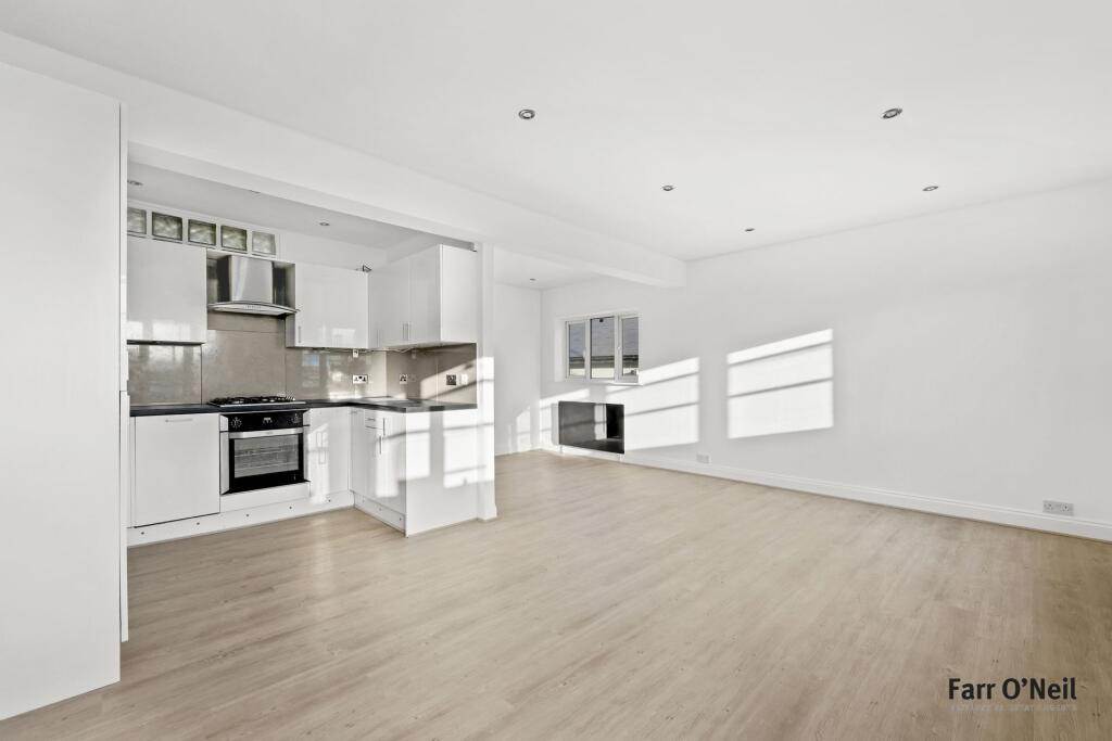 Main image of property: Queens Road, Buckhurst Hill, IG9